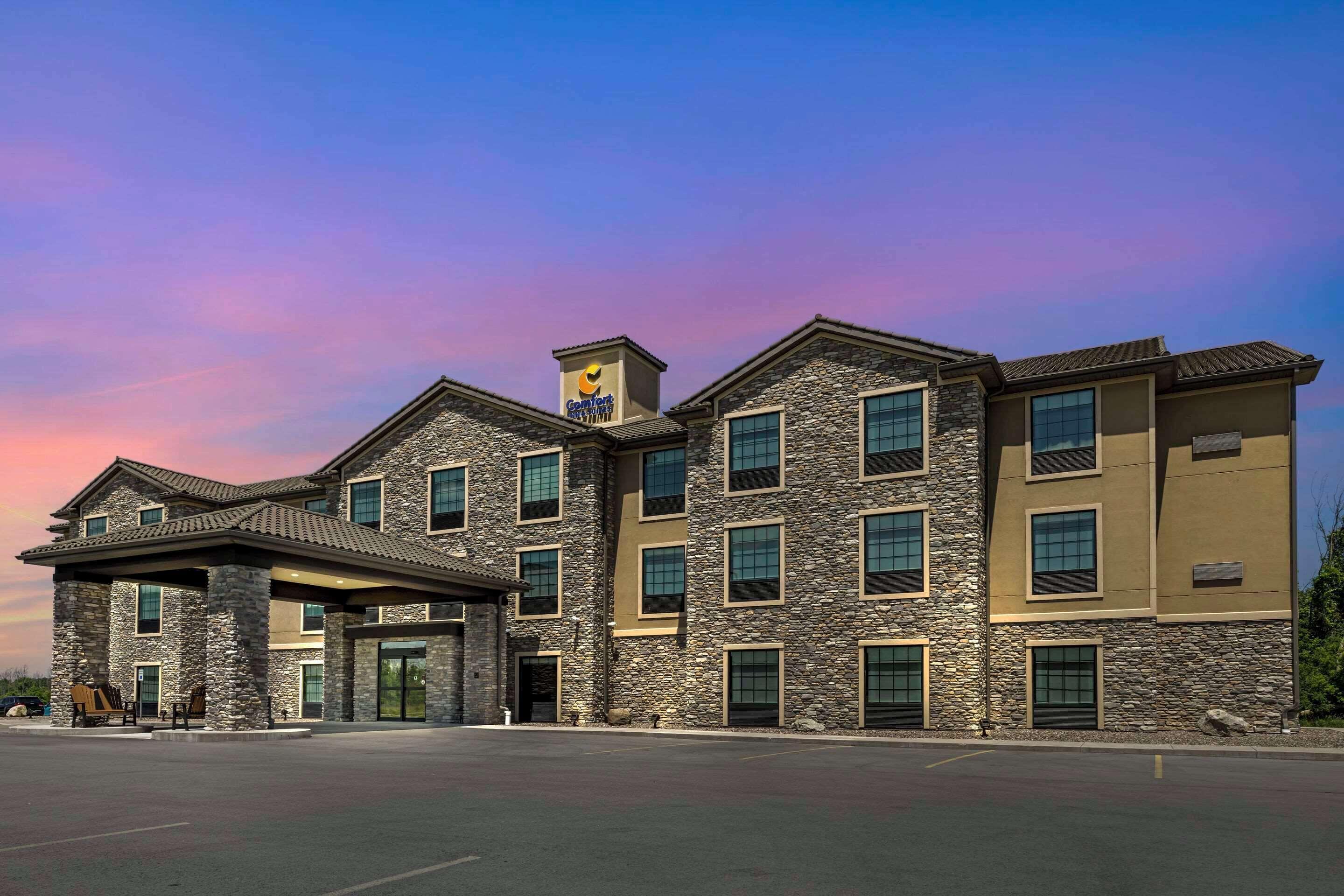 4 Hotels in Buffalo Niagara That Actually Deliver Value