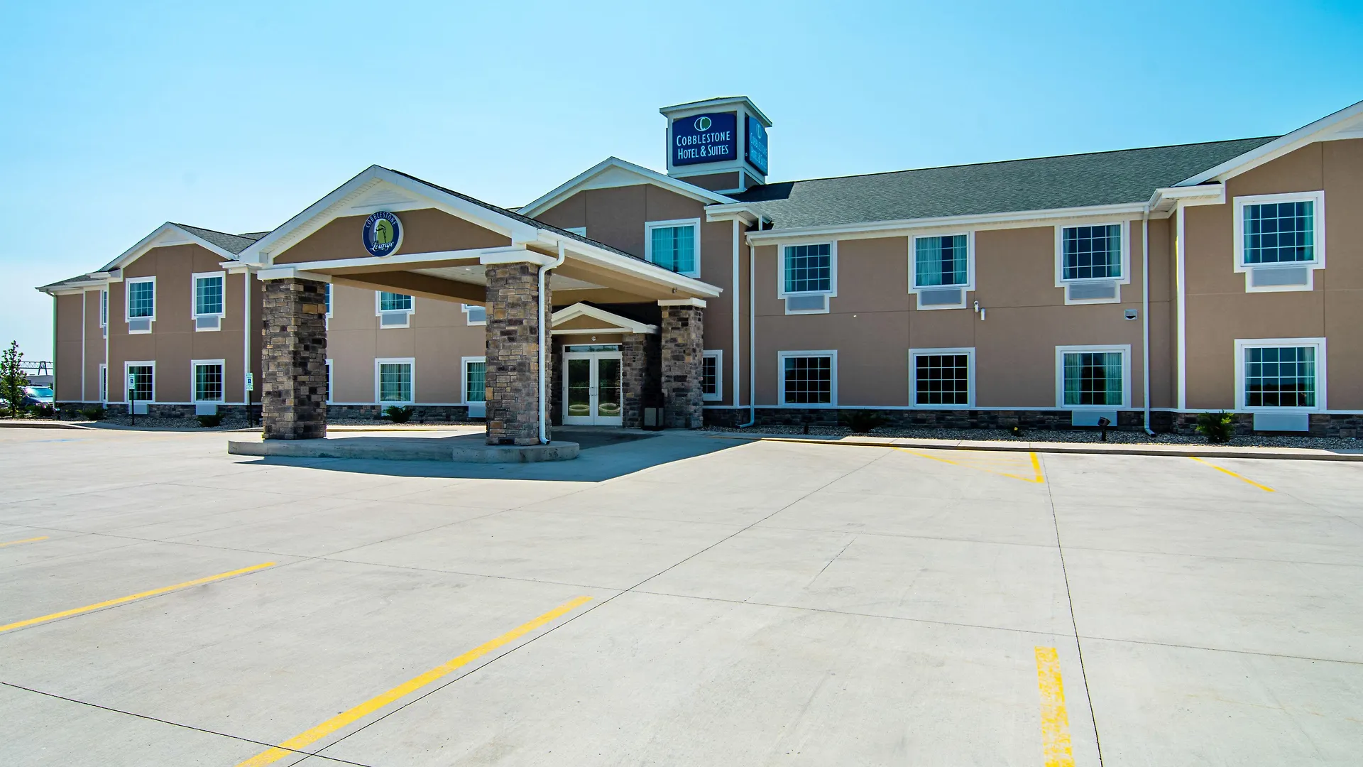 Where to Stay in Illinois: 5 Hotels Best Rated for Staff