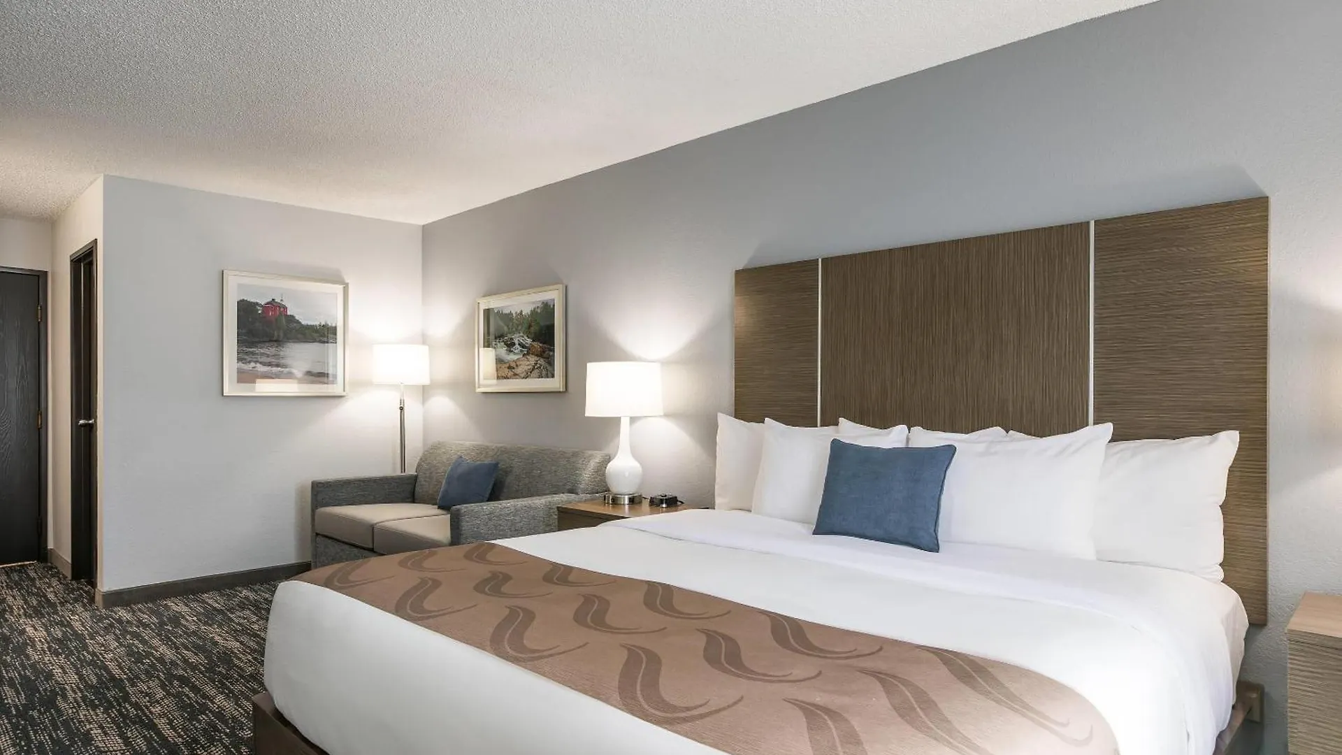 8 Golf Hotels in Upper Peninsula That Deliver On and Off the Course